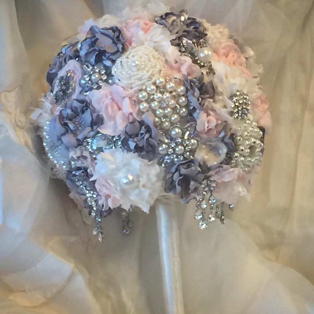 Brooch Bridal Bouquet